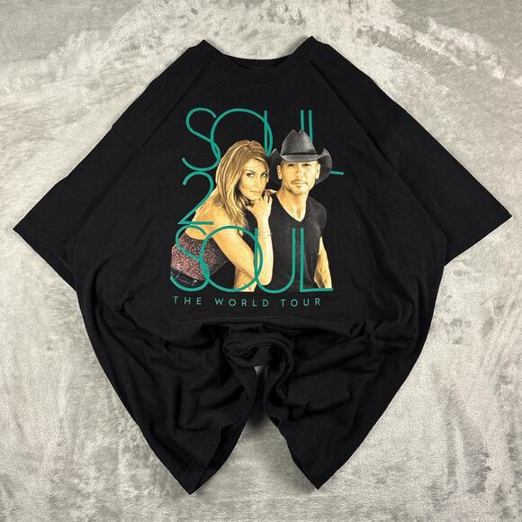 soul 2 soul Other - Tim McGraw Faith Hill The World Tour 2017 T-Shirt Size XXL
